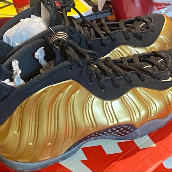Nike Air Foamposite One Metallic Gold Sz10 - Picture 5 of 7